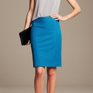 Banana Republic Blue Pencil Skirt Petite 0 NWOT